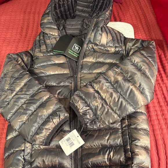 Urban Republic Jacket - Picture 2 of 14